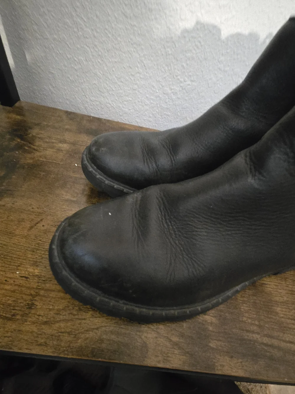 Sorel Black Leather Ankle Chelsea Booties